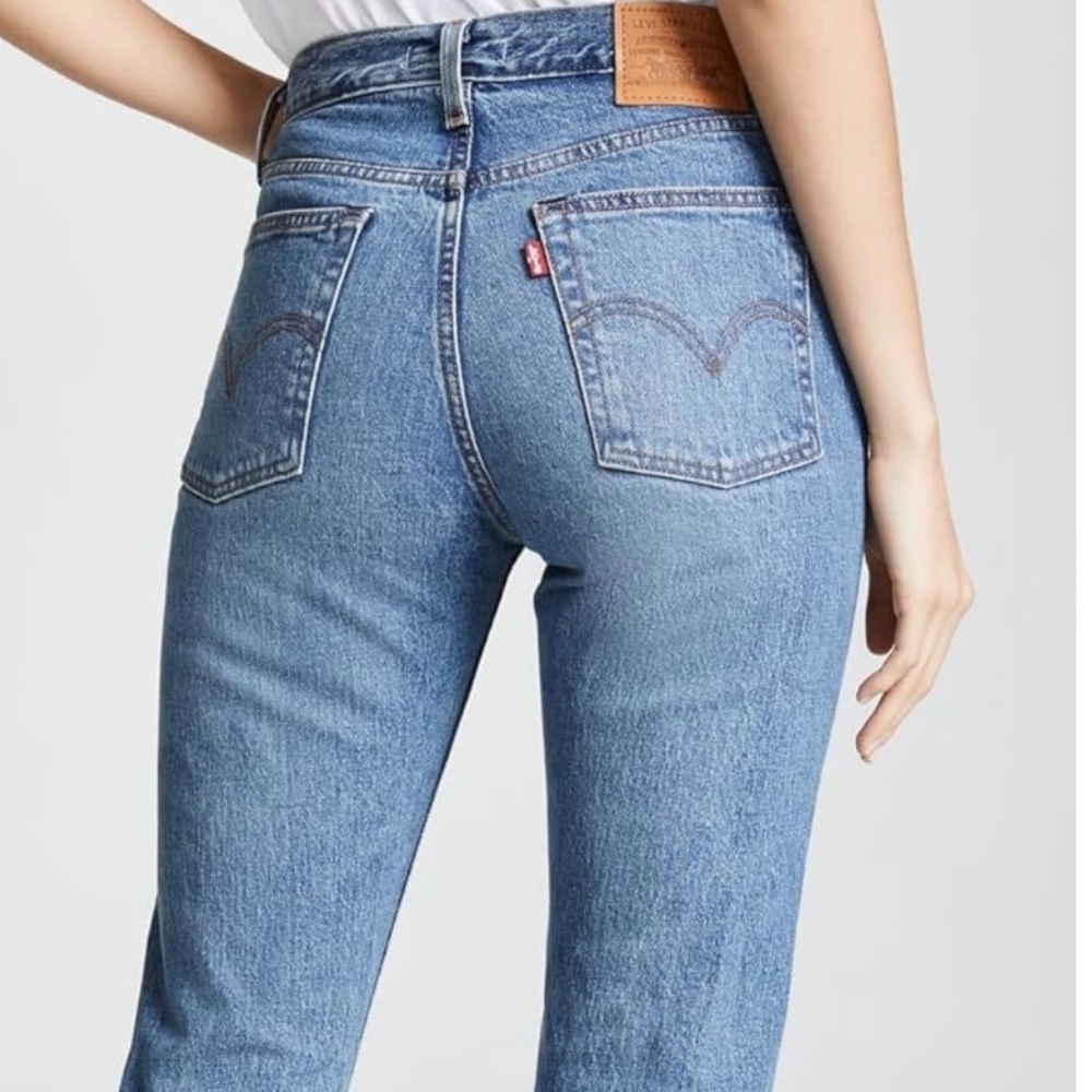 Levi's Women's Straight Leg Wedge Jean - Picture 2 of 7